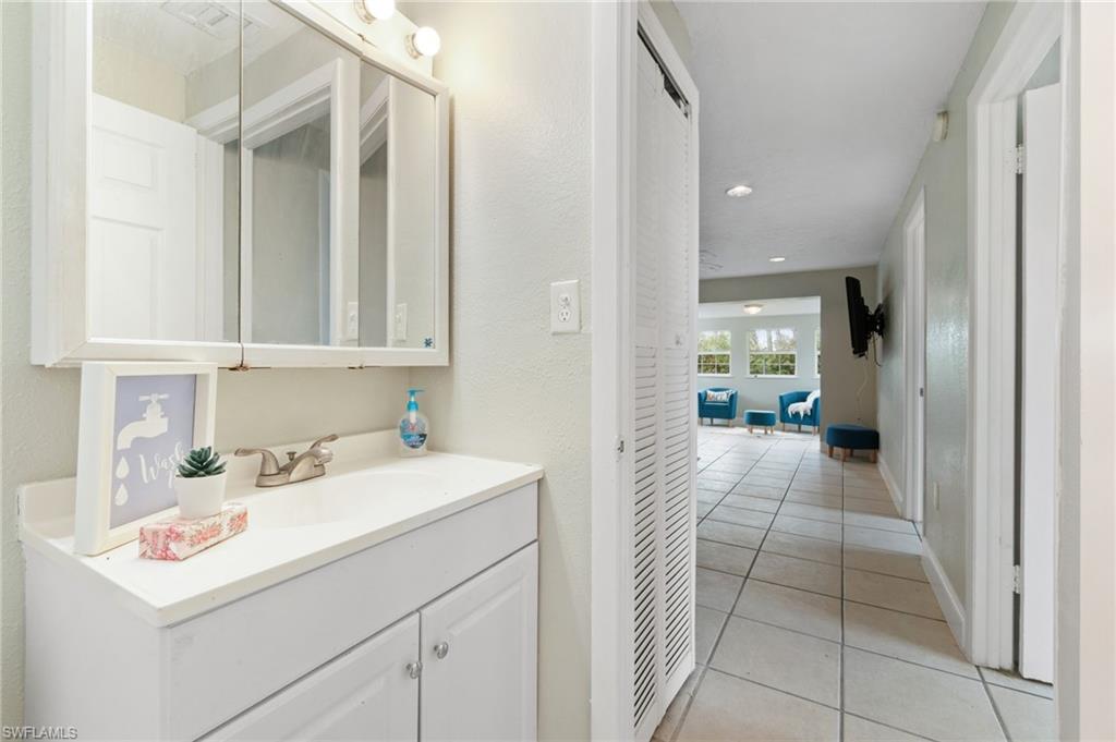 NAPLES PARK - Residential