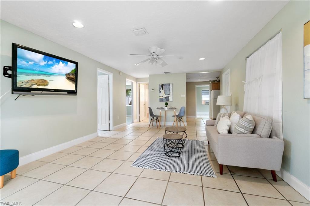 NAPLES PARK - Residential