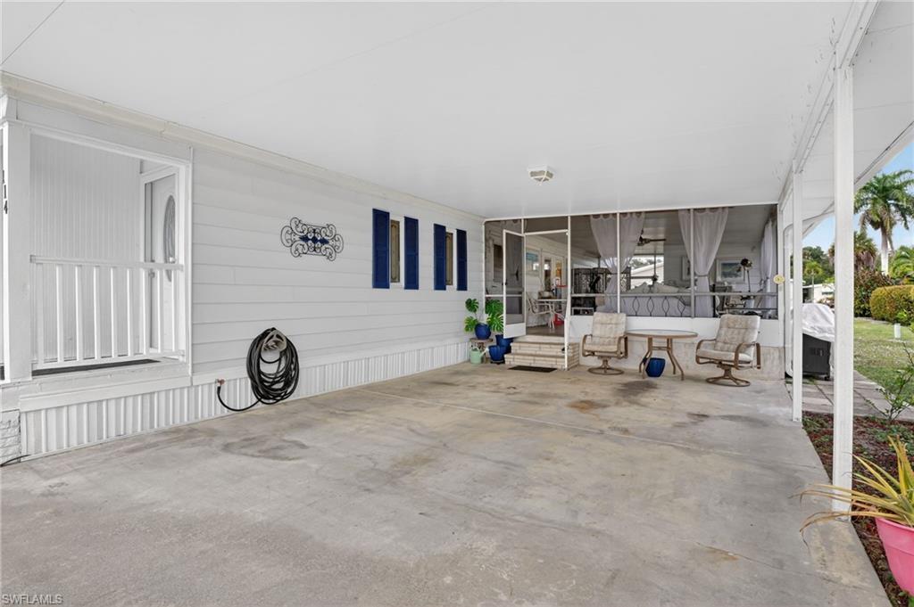 RIVERWOOD - Residential