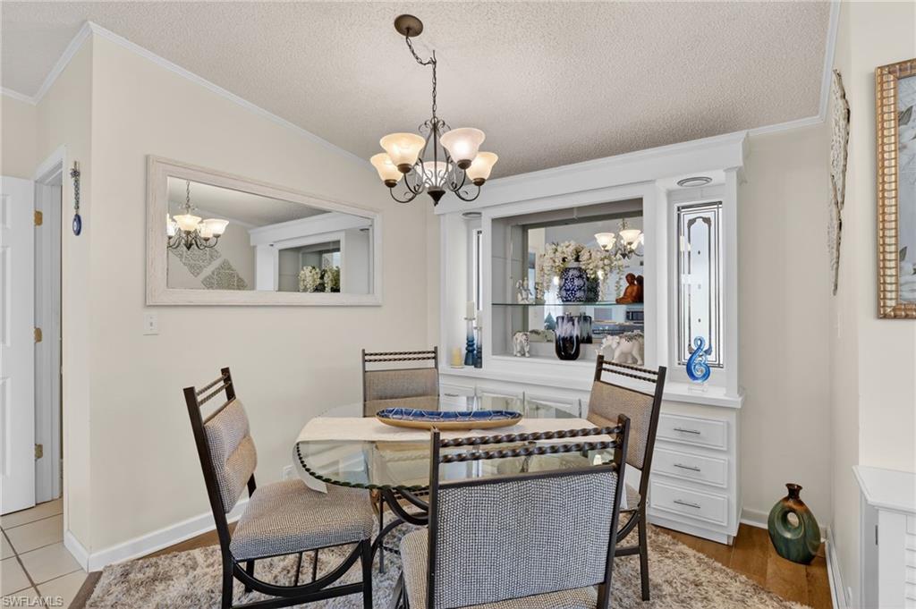 RIVERWOOD - Residential