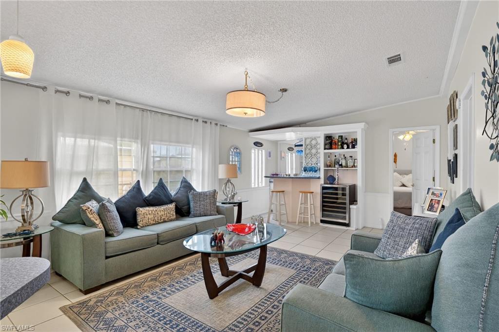 RIVERWOOD - Residential