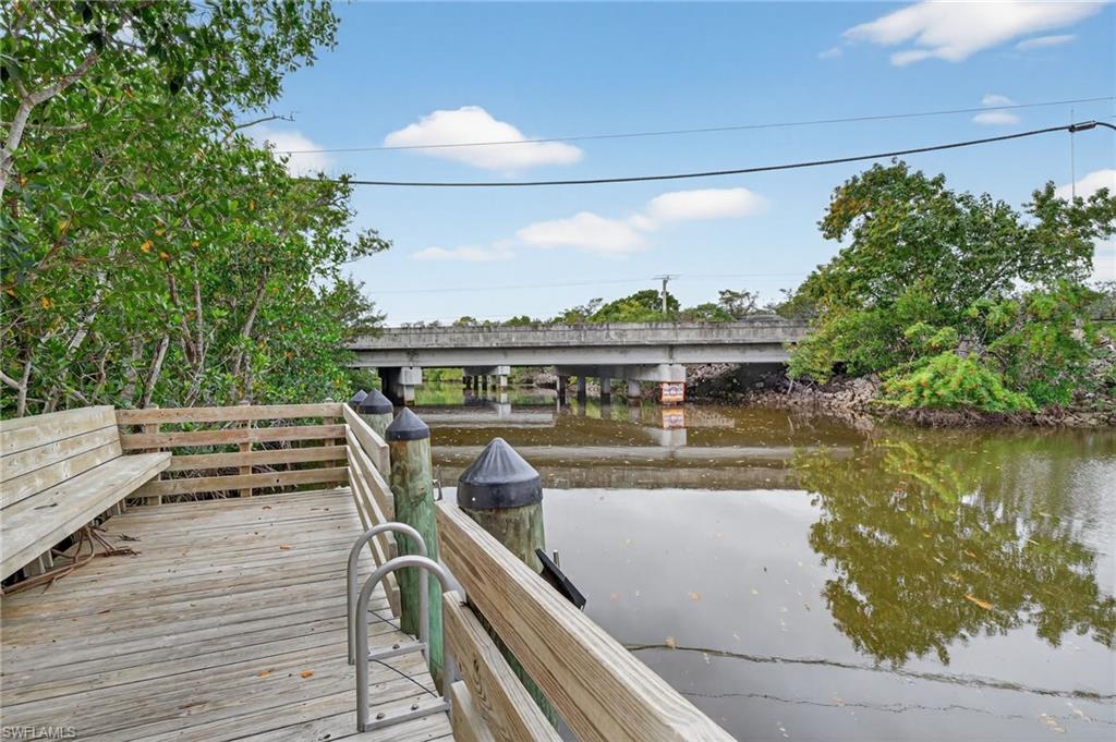 RIVERWOOD - Residential