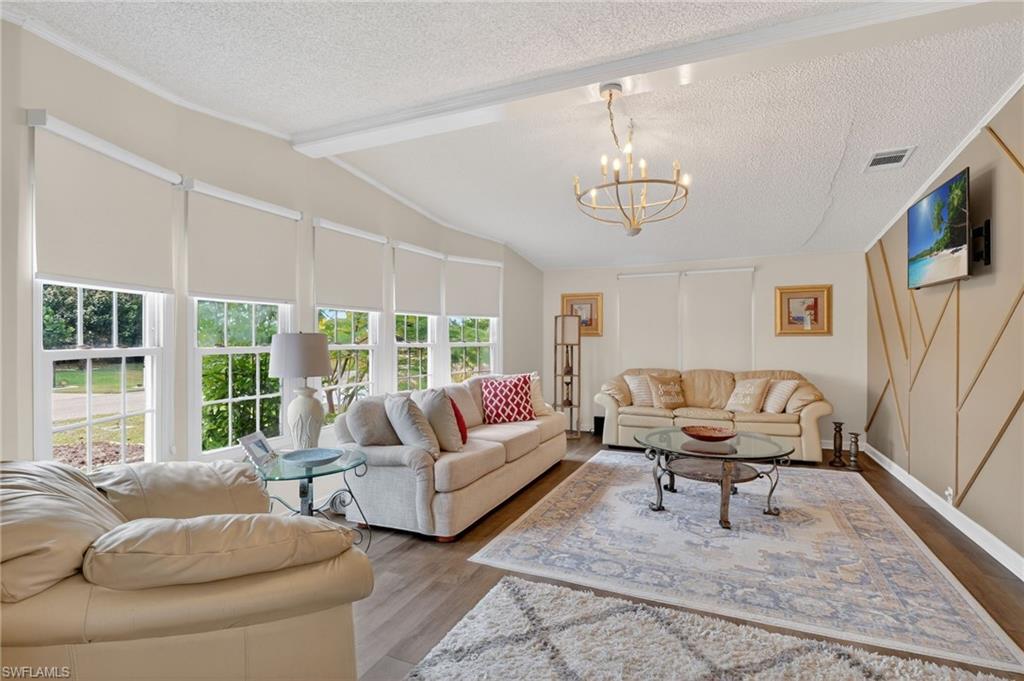 RIVERWOOD - Residential