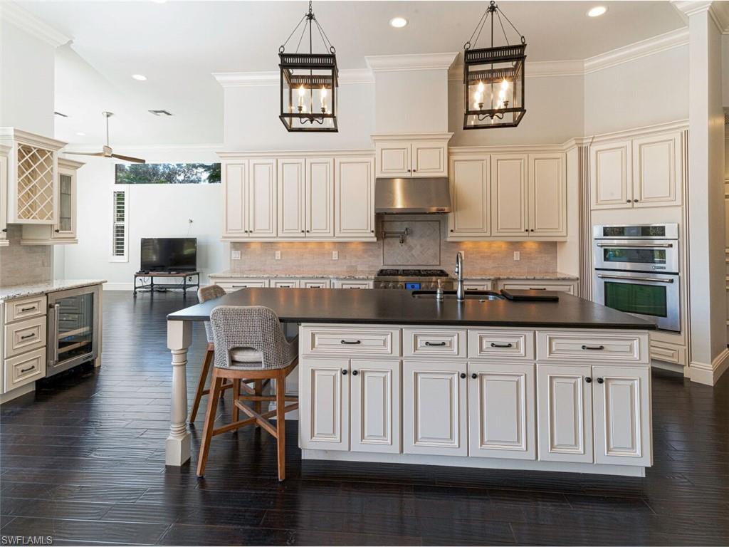 MONTEREY - Residential