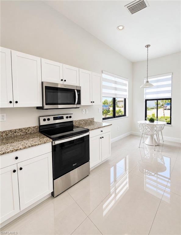 5487 Cassidy LN