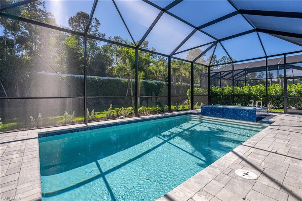 CAYMAS - Residential Lease