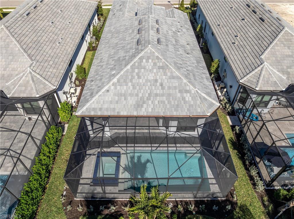 CAYMAS - Residential Lease