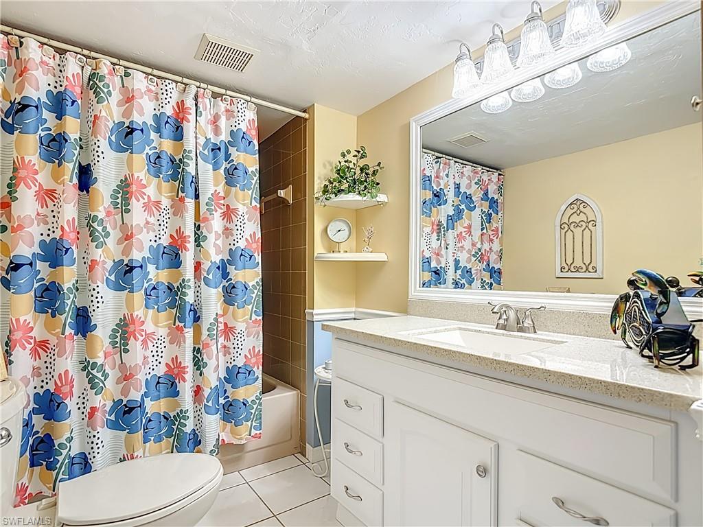 CAPE REGATTA CONDO - Residential