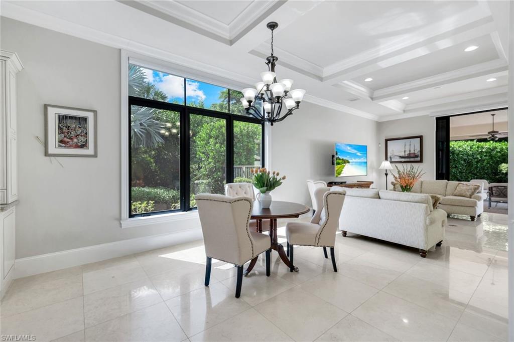 TRADITIONS - Residential