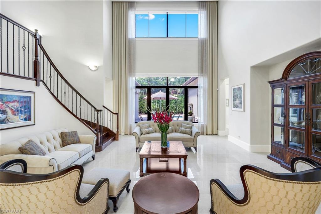 TRADITIONS - Residential