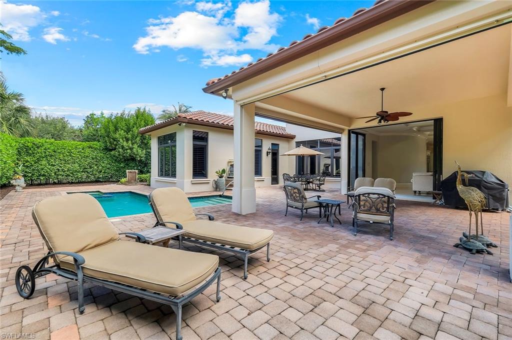 TRADITIONS - Residential