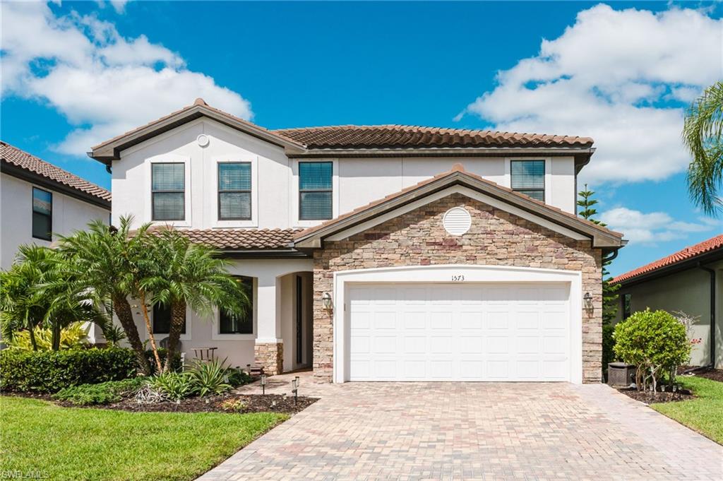 ARTESIA - Residential Lease