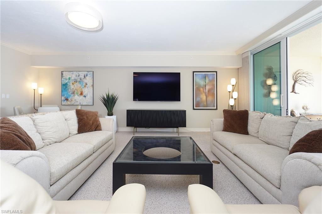 PELICAN ISLE - Residential