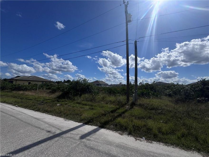 Excellent Opportunity to Build in Lehigh Acres!
Don’t miss this residential lot located at 3605 10th St SW, Lehigh Acres, FL 33976, nestled in a quiet and steadily growing area of Lehigh Acres. Surrounded by newer construction and well-maintained homes, this property is ideal for building a custom single-family residence or holding as an investment.
Enjoy the freedom of no HOA and the convenience of nearby schools, shopping, dining, and easy access to major roads. Lehigh Acres continues to attract builders and buyers alike, making this lot a great opportunity for future growth and appreciation.
Perfect for homeowners, builders, or investors looking to secure land in Southwest Florida.
Drive by today and envision your future home!