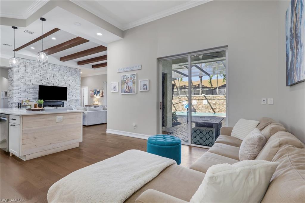 BANYAN WOODS - Residential Lease