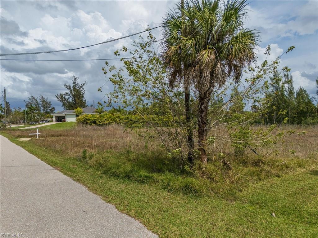 HERITAGE FARMS - Land