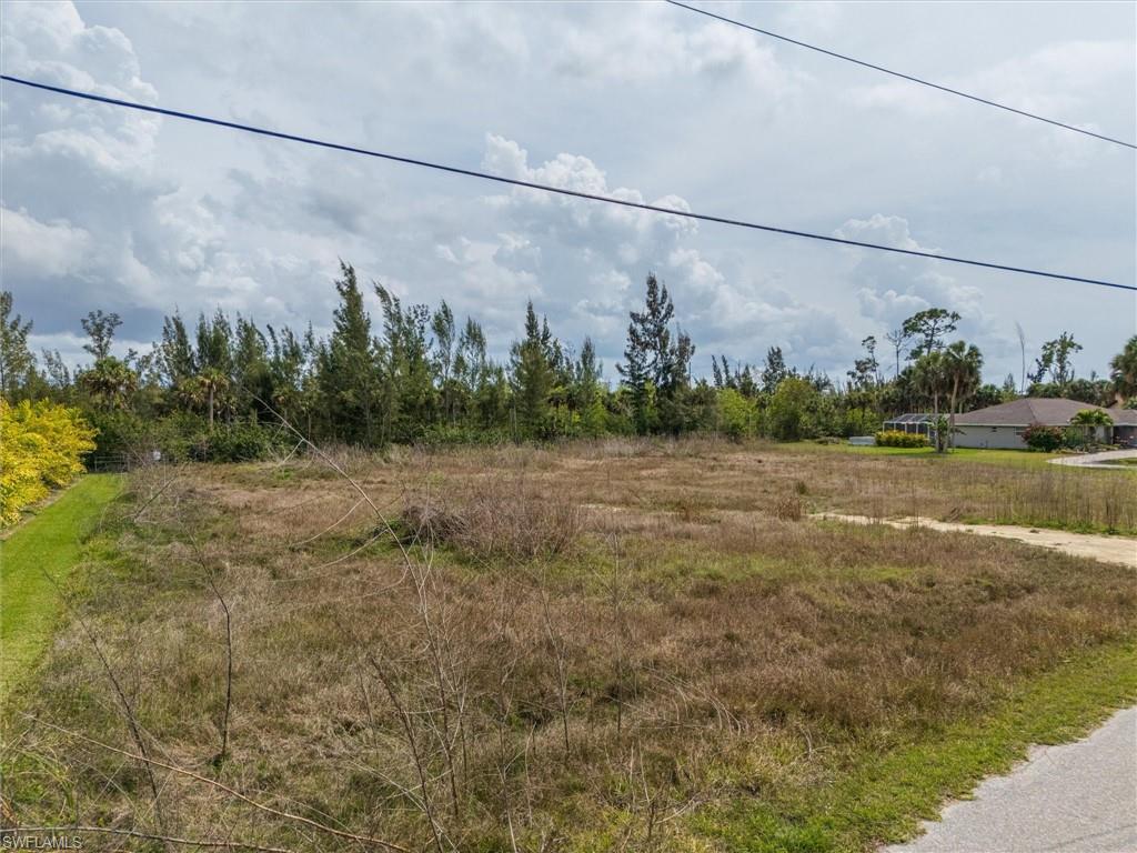 HERITAGE FARMS - Land