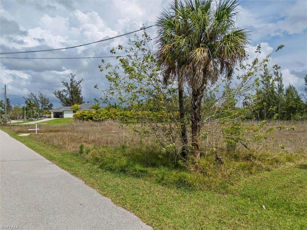 HERITAGE FARMS - Land