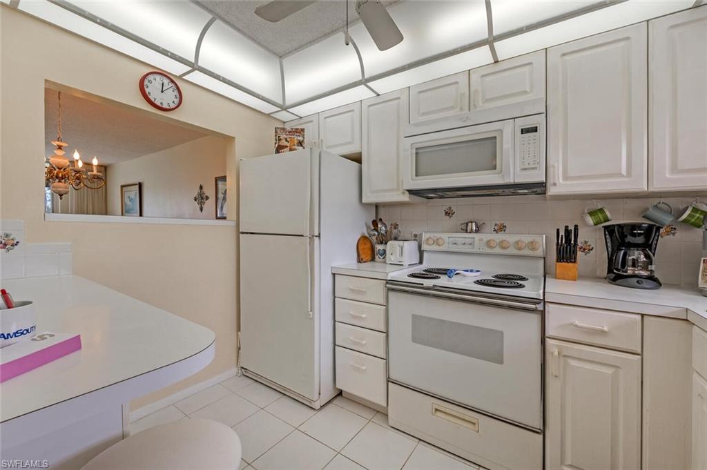 TURTLE LAKE GOLF COLONY - Residential