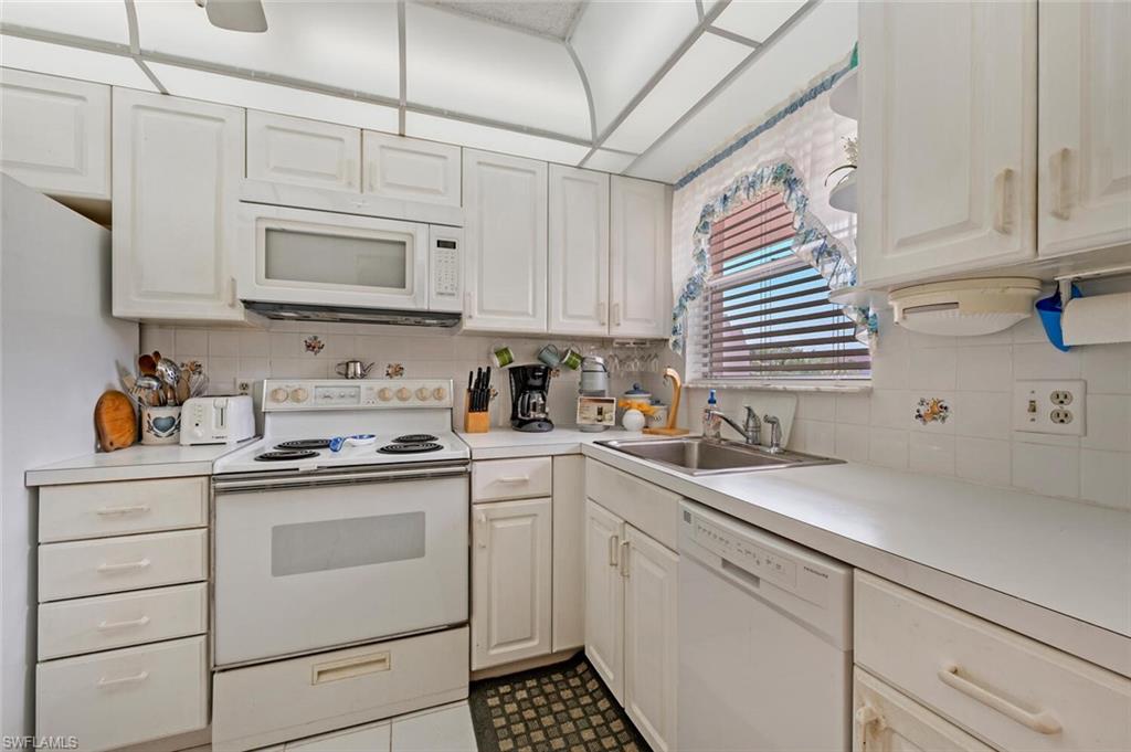 TURTLE LAKE GOLF COLONY - Residential