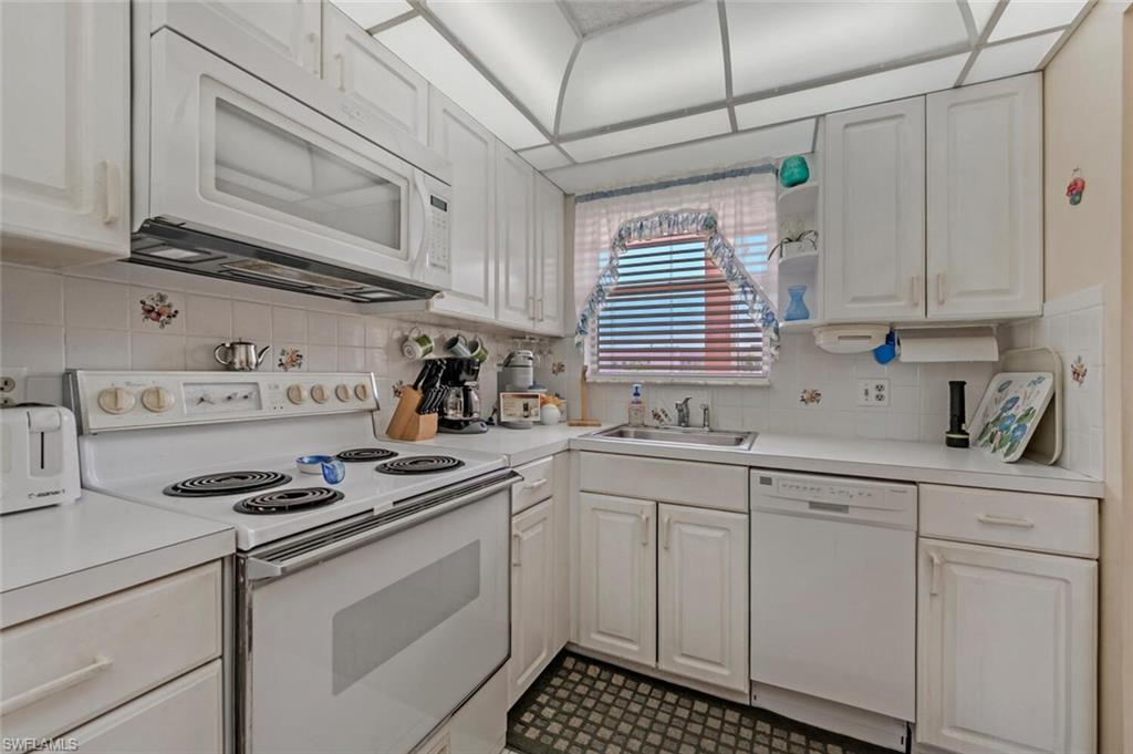 TURTLE LAKE GOLF COLONY - Residential