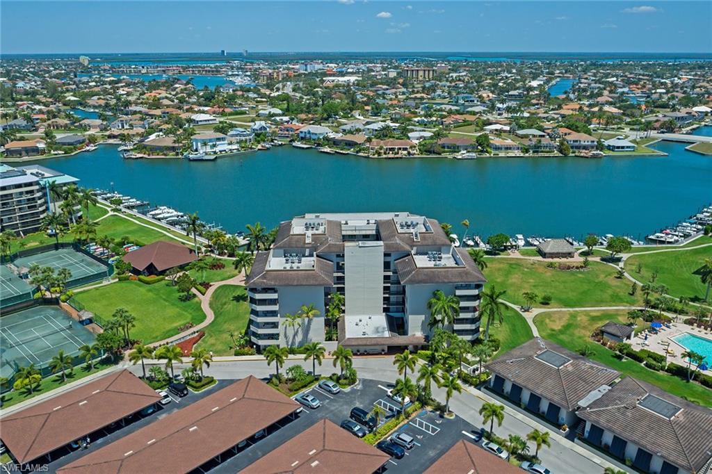 SOUTH SEAS - Residential