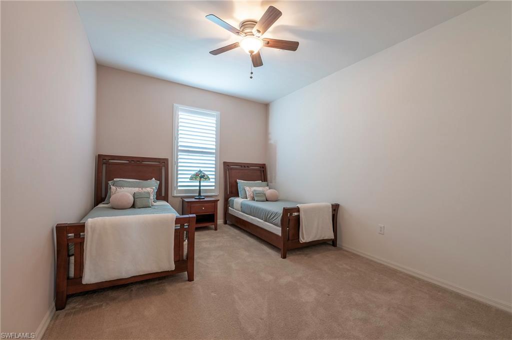 ASHTON OAKS - Residential