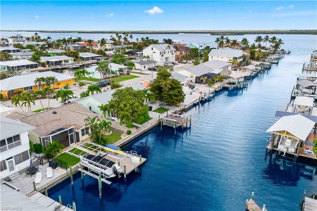 ISLAND HARBORS - Residential