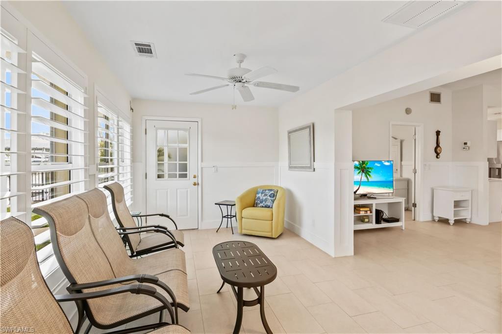 ISLAND HARBORS - Residential