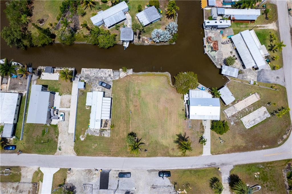 PLANTATION ISLAND - Land