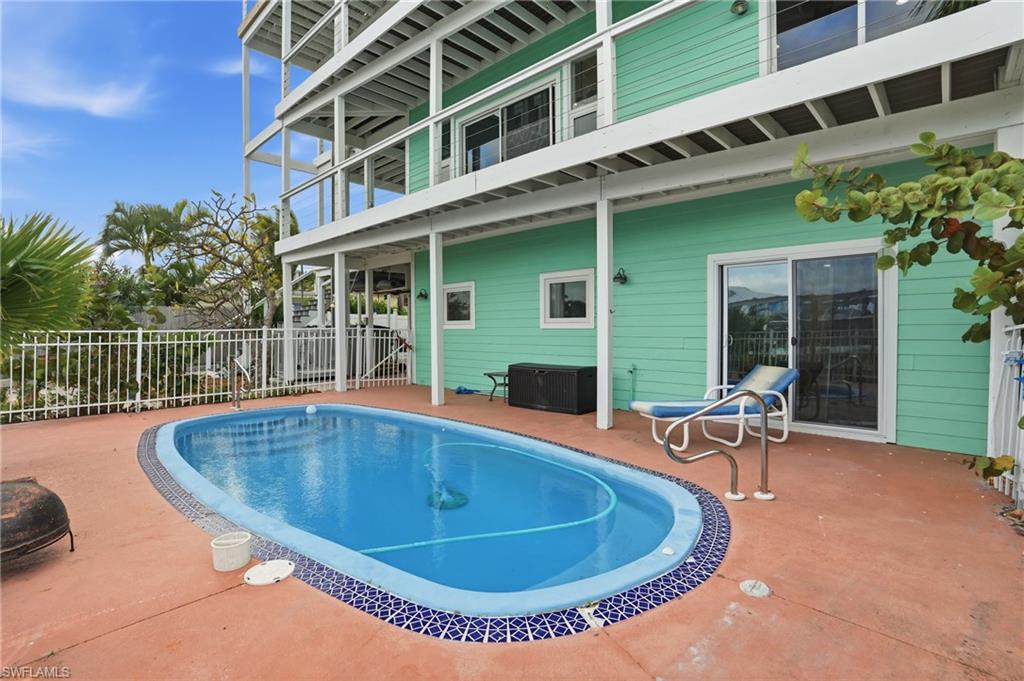 PINE ISLAND SHORES UNIT 5 - Residential