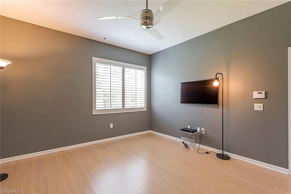 DEER CROSSING - Residential