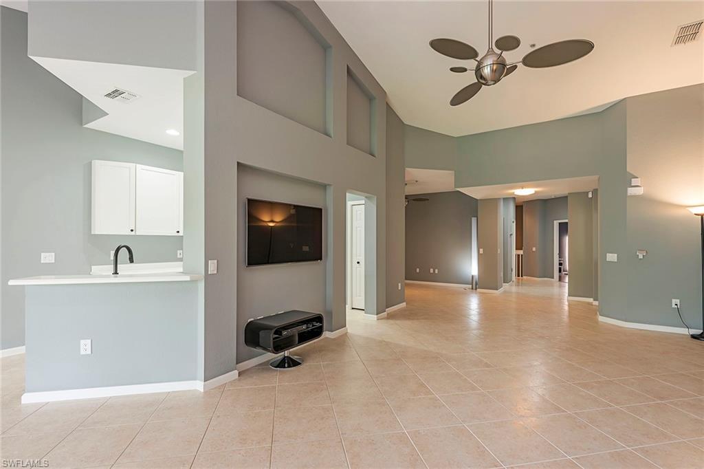 DEER CROSSING - Residential