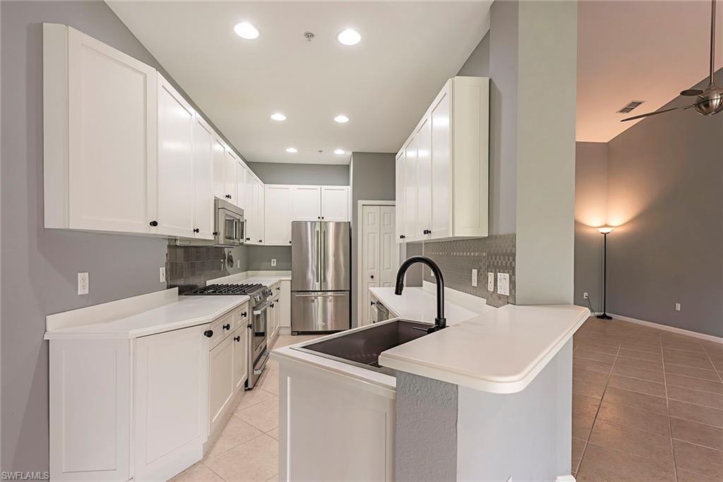 DEER CROSSING - Residential