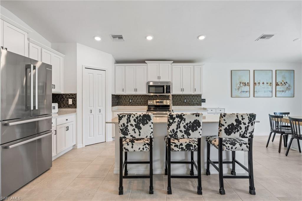 OAKVIEW - Residential