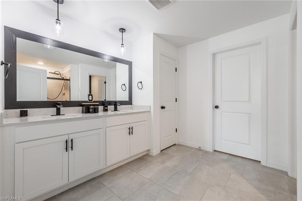 OAKVIEW - Residential