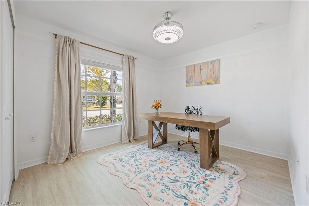 OAKVIEW - Residential