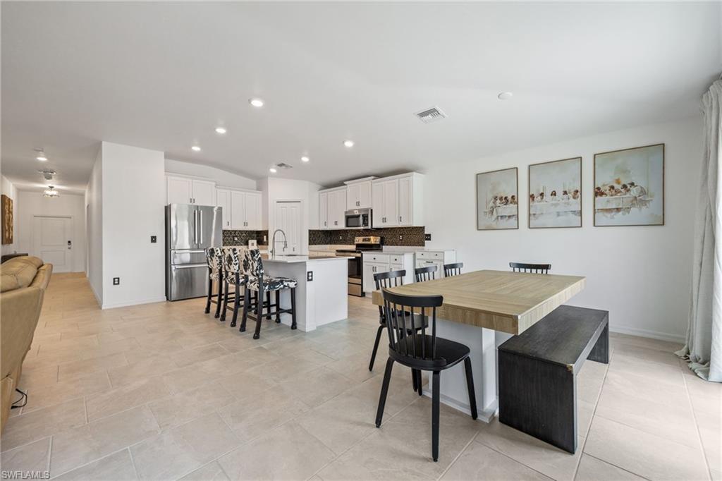 OAKVIEW - Residential