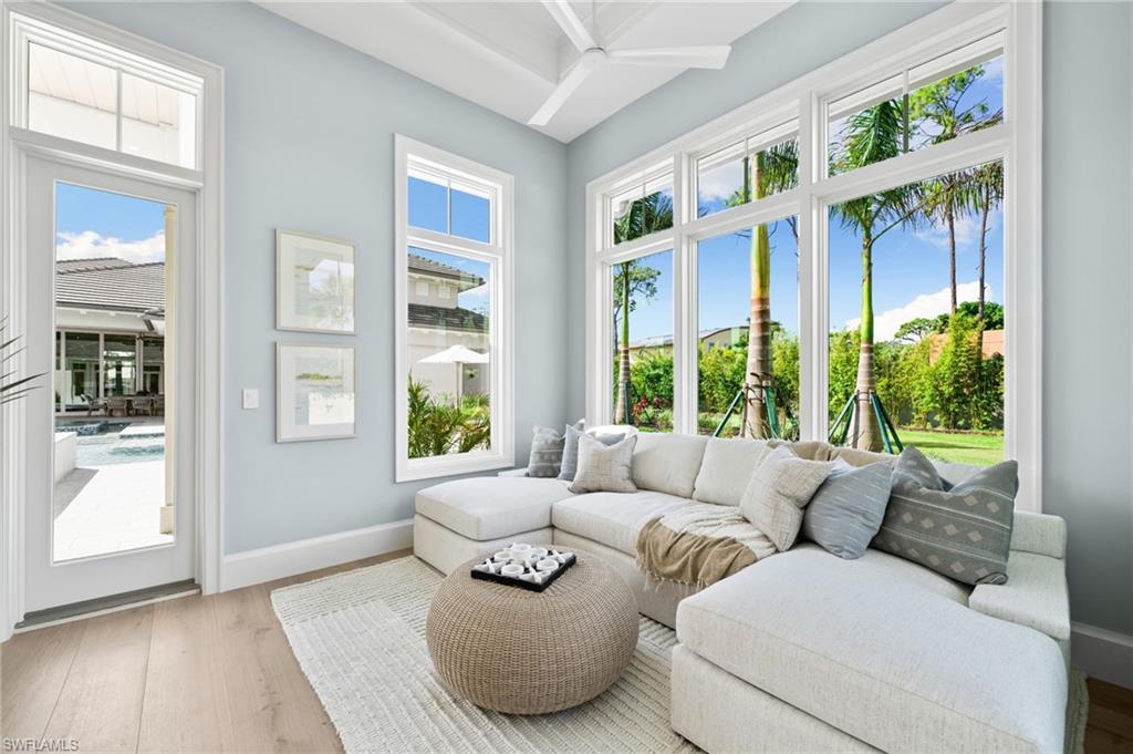 PINE RIDGE - Residential