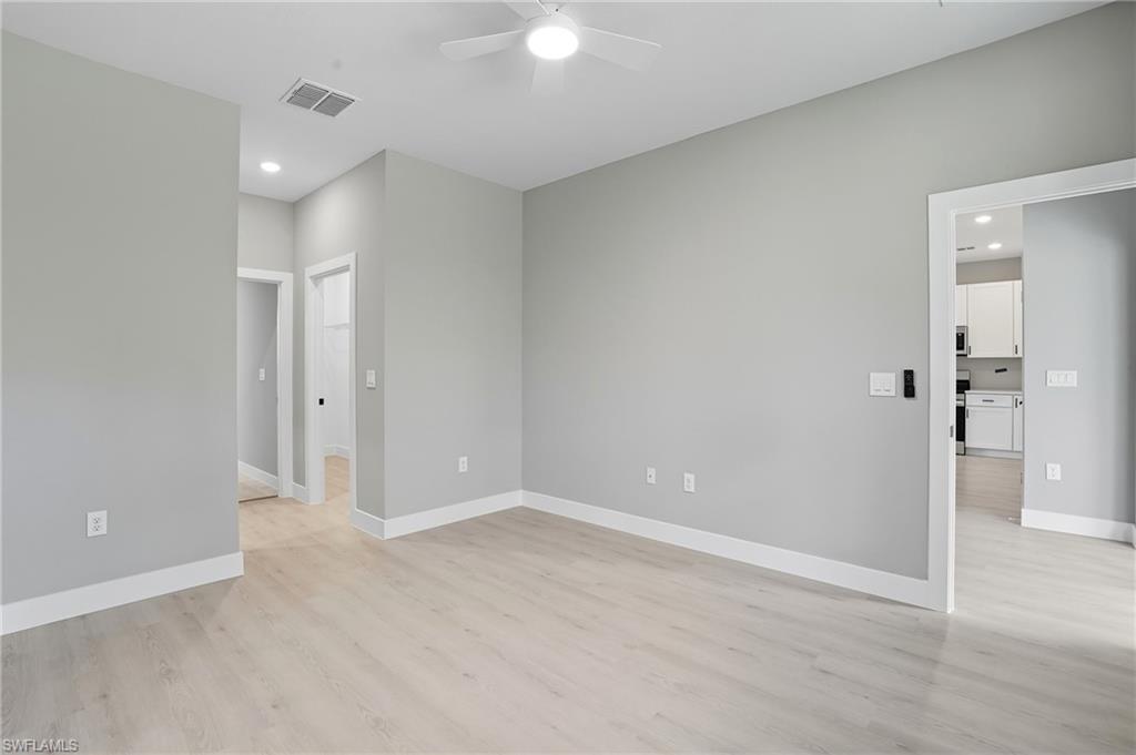 TWIN LAKE ESTATES - Residential