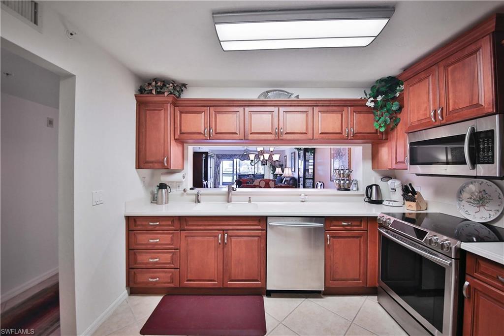 SUNSET HARBOR - Residential