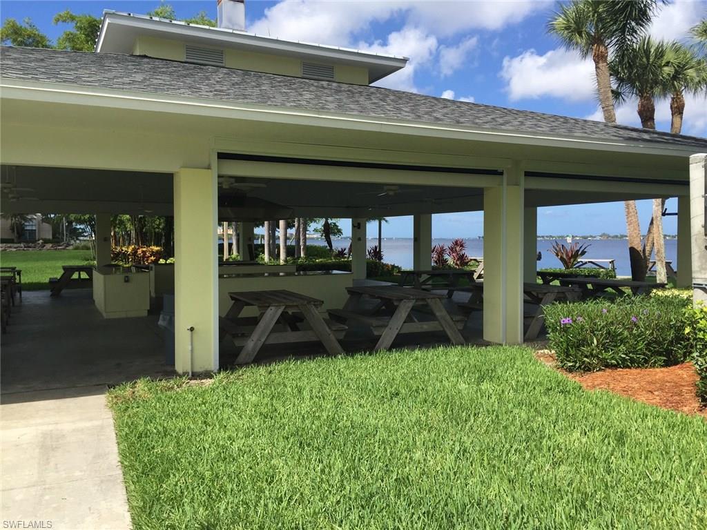 SUNSET HARBOR - Residential