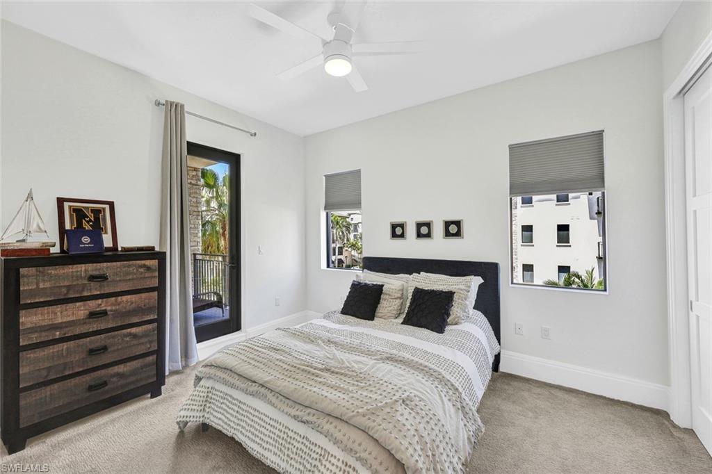 NAPLES SQUARE - Residential