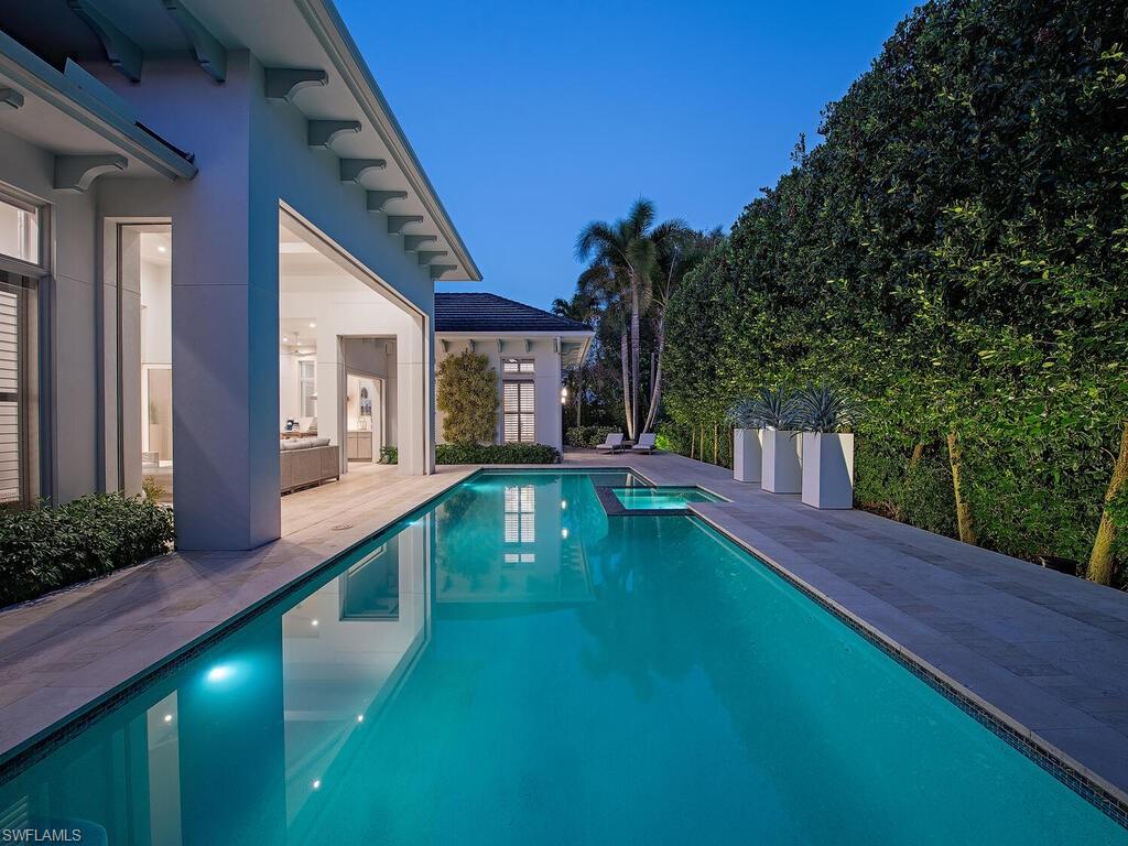 MOORINGS - Residential