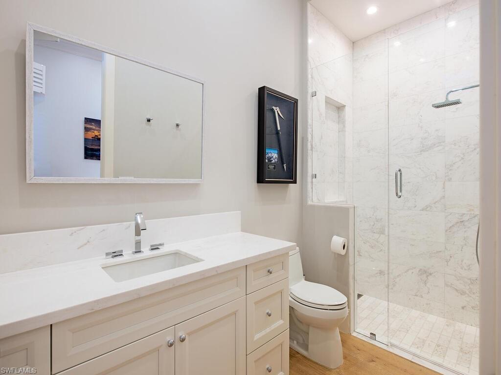 MOORINGS - Residential