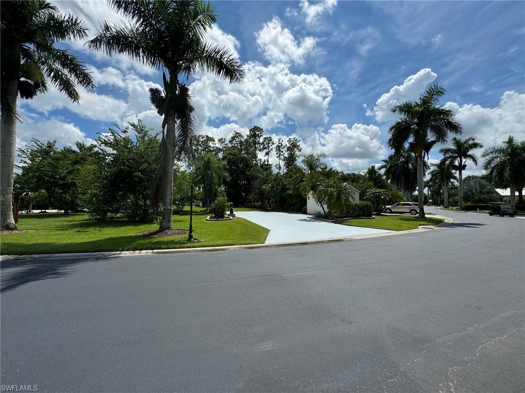 RIVERBEND MOTORCOACH RESORT - Land