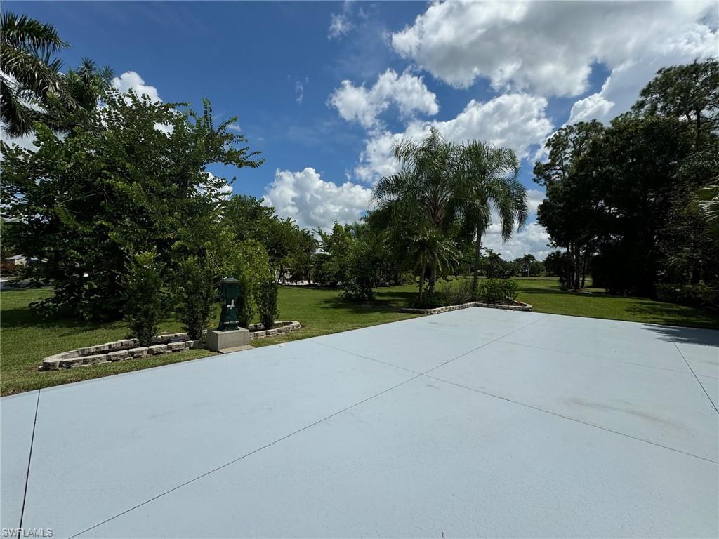 RIVERBEND MOTORCOACH RESORT - Land