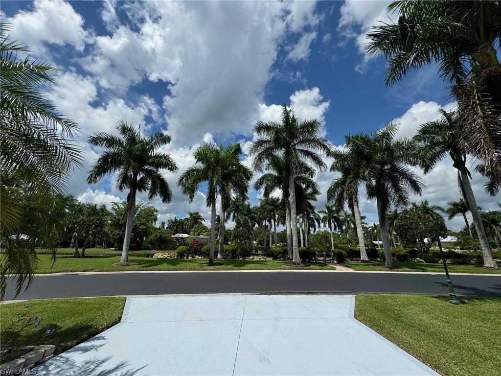 RIVERBEND MOTORCOACH RESORT - Land