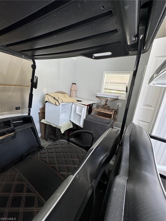 RIVERBEND MOTORCOACH RESORT - Land