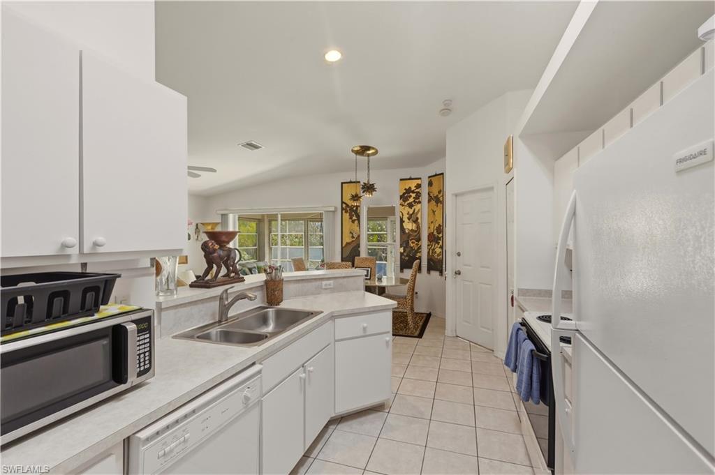 VILLAGES OF BETHANY TRACE - Residential